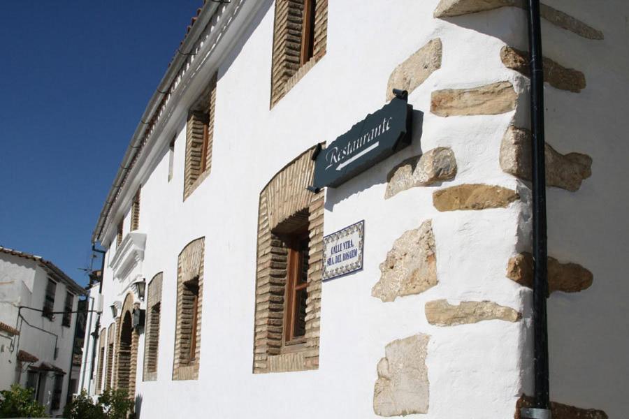 Tugasa Hotel Y Casas Rurales La Posada Villaluenga Del Rosario Exterior photo